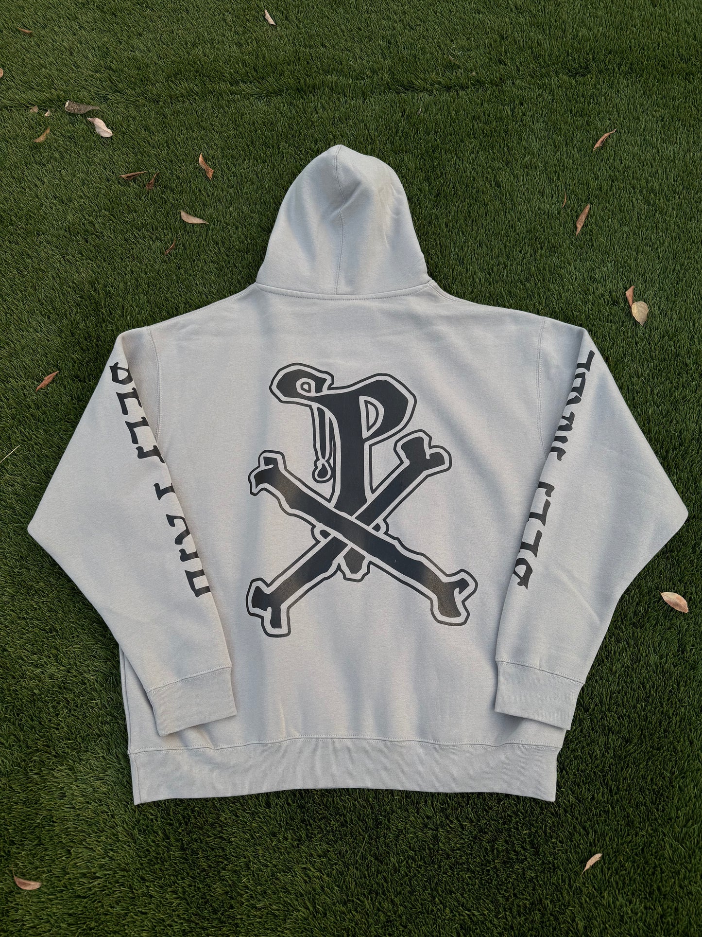 “FLOATING ROSARY” hoodie