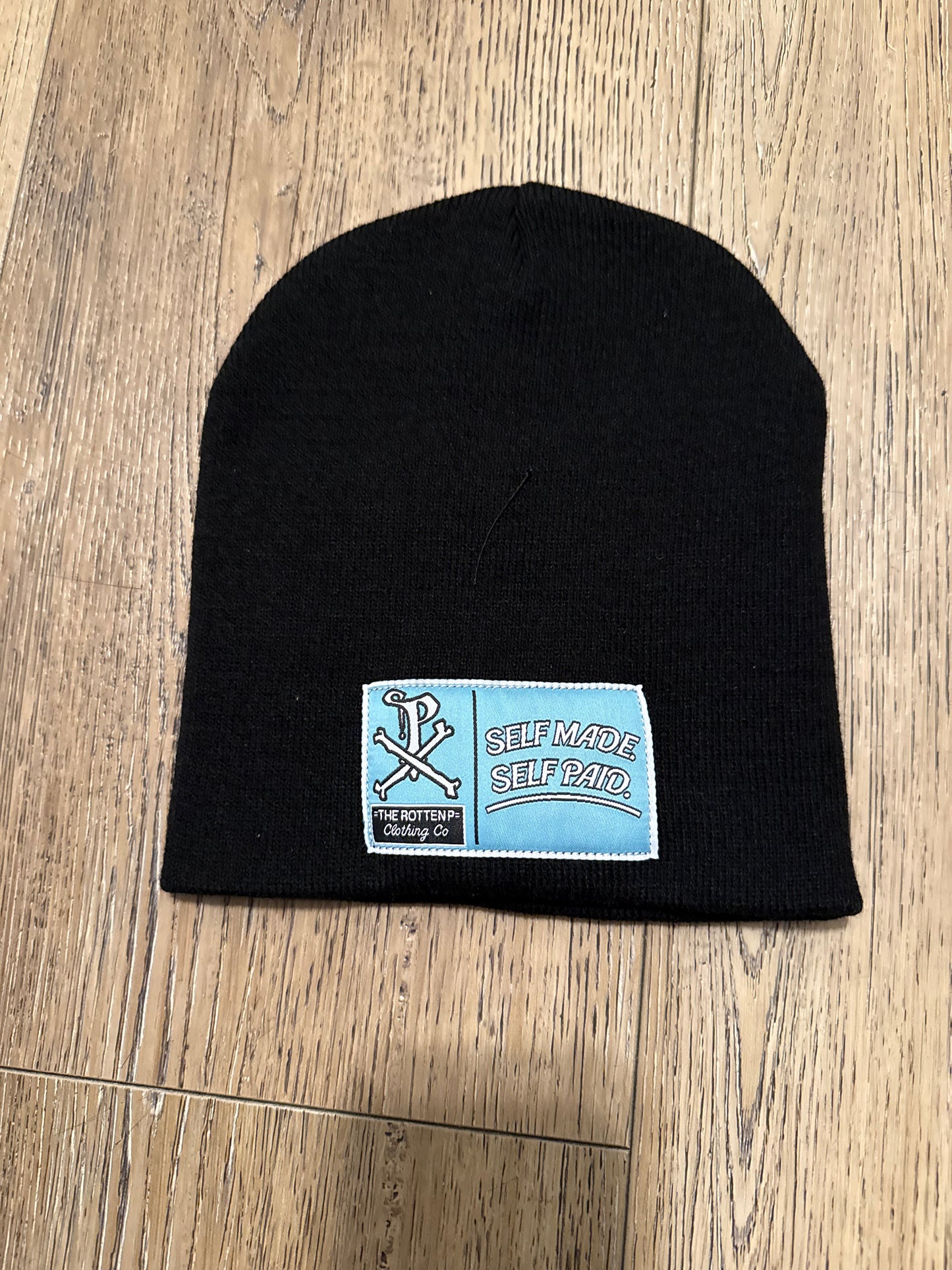 Woven Label “Skully’s”